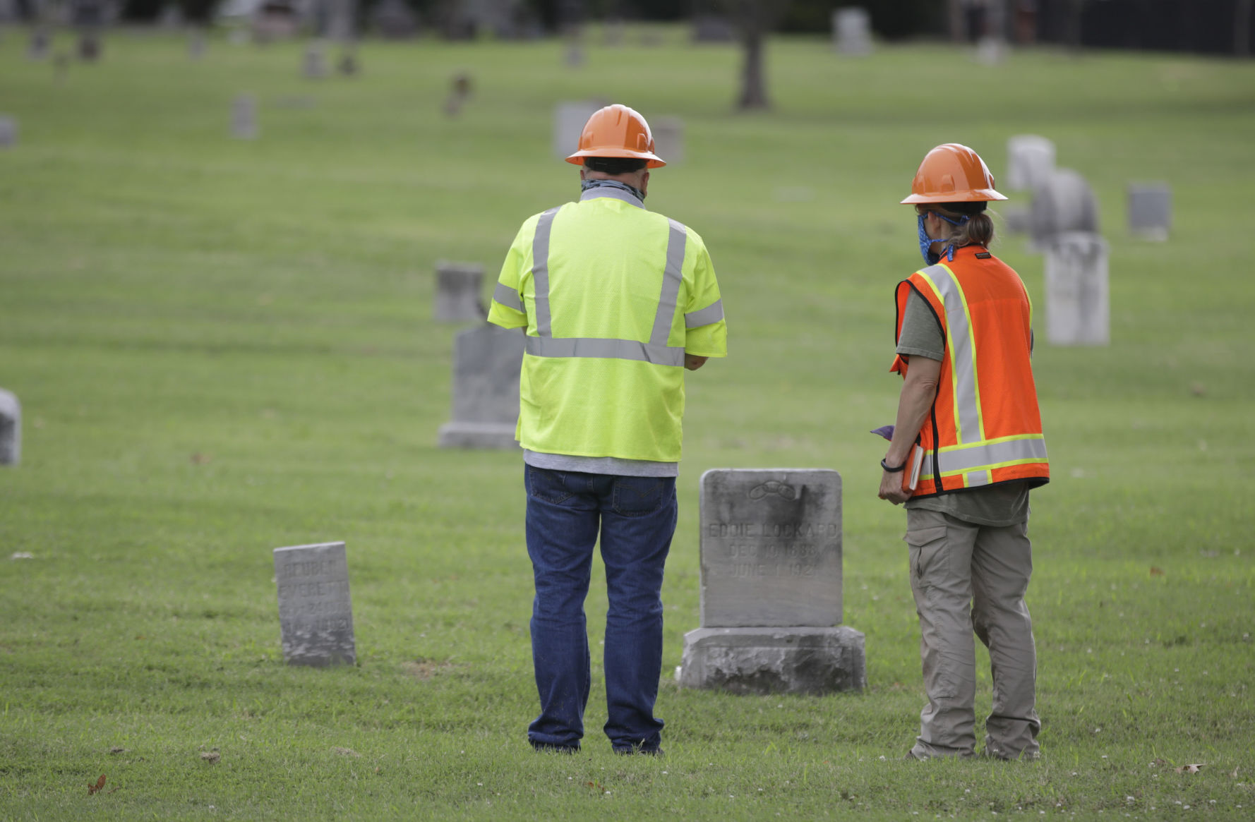 Mass graves search